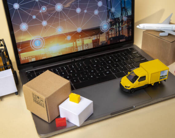 vehicles-laptop-supply-chain-representation